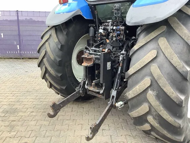 New holland tm140 vierwielaangedreven landbouwtractor - afbeelding 10 van  33