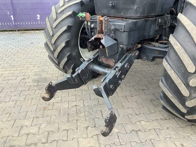 New holland tm140 vierwielaangedreven landbouwtractor - afbeelding 16 van  33