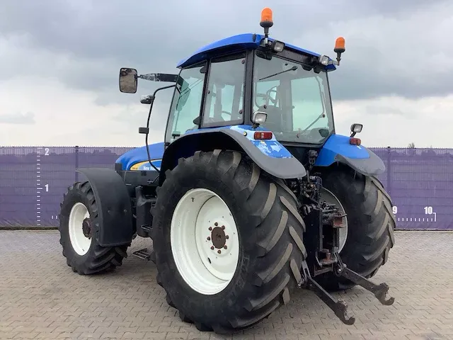 New holland tm140 vierwielaangedreven landbouwtractor - afbeelding 4 van  33