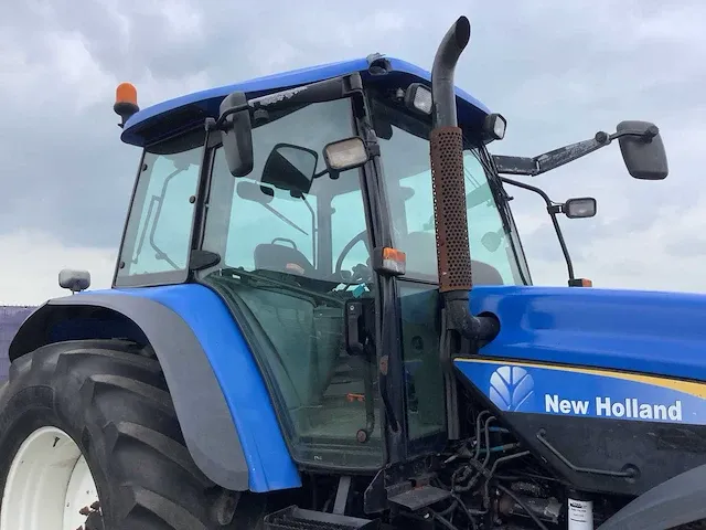 New holland tm140 vierwielaangedreven landbouwtractor - afbeelding 6 van  33