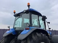New holland tm140 vierwielaangedreven landbouwtractor - afbeelding 8 van  33