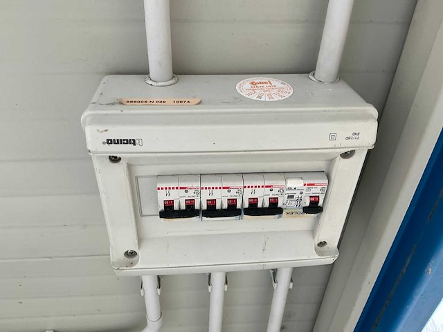 Newhouse kantoorunit - afbeelding 5 van  16