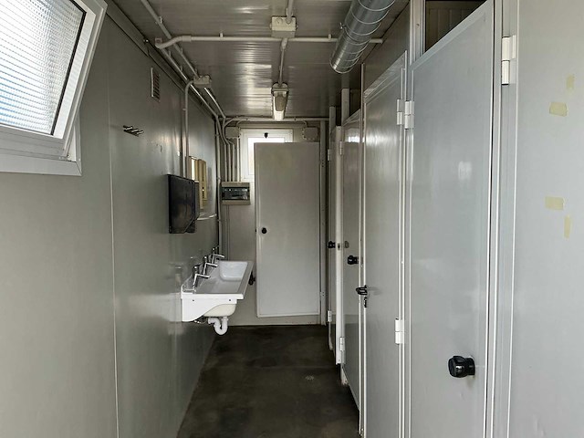 Newhouse sanitairunit (douche + toilet) - afbeelding 11 van  22