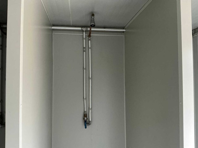 Newhouse sanitairunit (douche) - afbeelding 3 van  17
