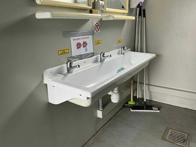 Newhouse sanitairunit (douche) - afbeelding 6 van  18