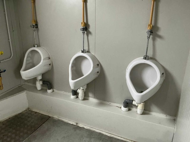 Newhouse sanitairunit (toilet) - afbeelding 4 van  18