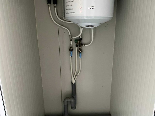 Newhouse sanitairunit (toilet) - afbeelding 7 van  20