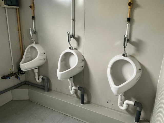 Newhouse sanitairunit (toilet) - afbeelding 4 van  18