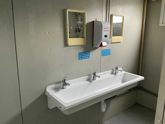 Newhouse sanitairunit (toilet) - afbeelding 5 van  18