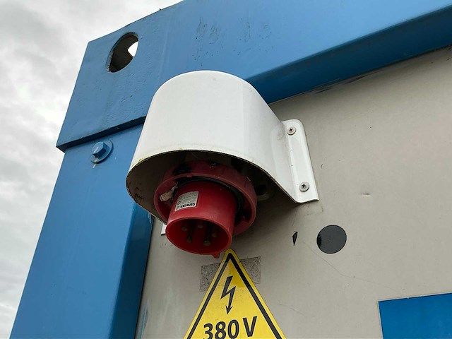 Newhouse sanitairunit (toilet) - afbeelding 13 van  21