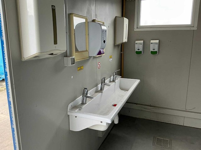 Newhouse sanitairunit (toilet) - afbeelding 13 van  18