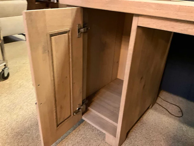 Newport eiken bureau - afbeelding 6 van  7