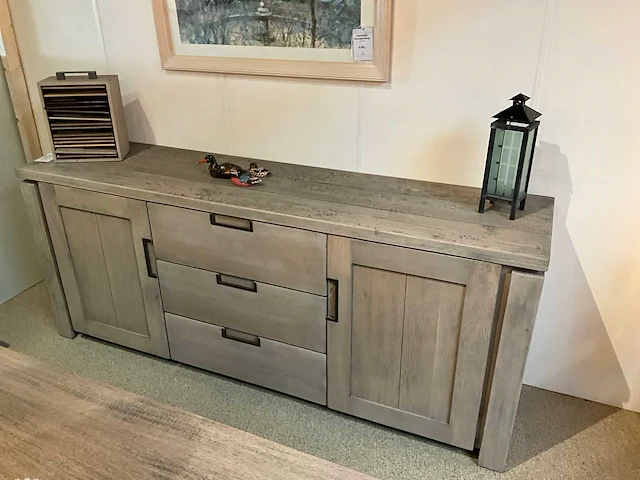 Newport eiken dressoir - afbeelding 1 van  7