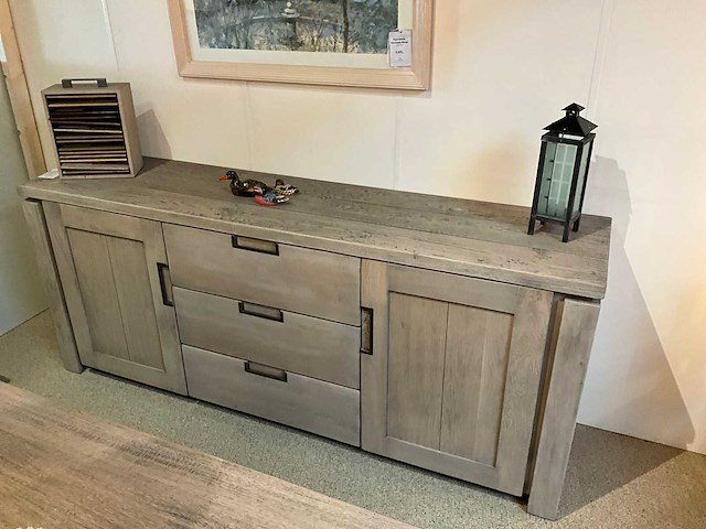 Newport eiken dressoir - afbeelding 1 van  9