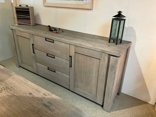 Newport eiken dressoir - afbeelding 2 van  9