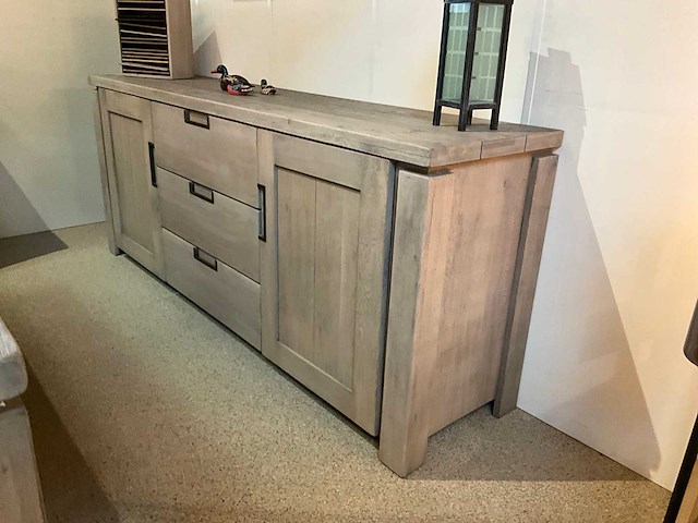 Newport eiken dressoir - afbeelding 3 van  9