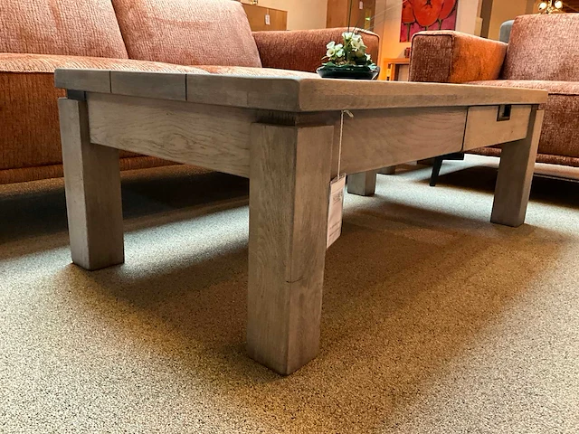 Newport eiken salontafel - afbeelding 2 van  7