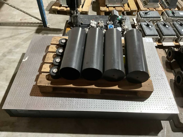Newport rs1000 optische tafel - afbeelding 1 van  4