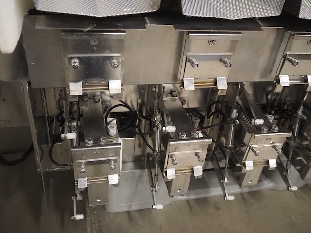 Newtec - afbeelding 21 van  22