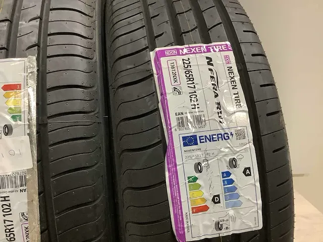 Nexen 225/65r17 102 h autoband (2x) - afbeelding 2 van  4