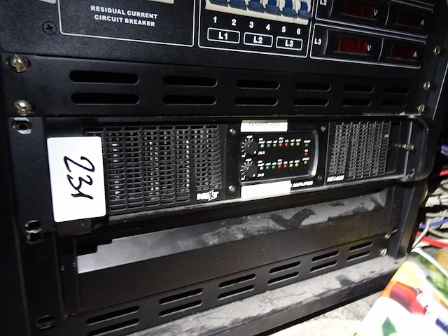 Next - md1400 - versterker - afbeelding 1 van  1