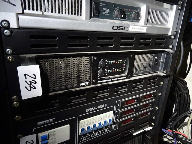 Next - md1400 - versterker - afbeelding 1 van  1