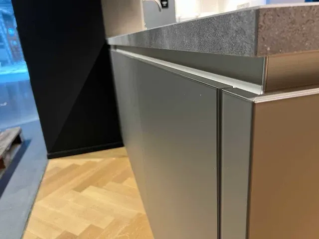 Next 125 - showroomkeuken (c) - afbeelding 18 van  43