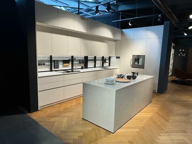 Next 125 - showroomkeuken (c) - afbeelding 1 van  23