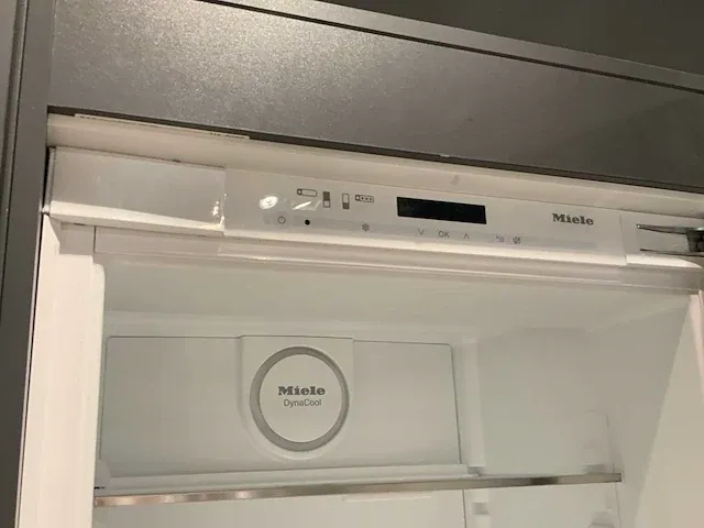 Next / miele / bora / atag rechte aanbouwkeuken met eiland - afbeelding 16 van  55