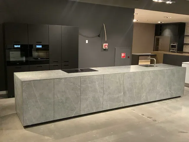 Next / miele / bora / atag rechte aanbouwkeuken met eiland - afbeelding 23 van  55