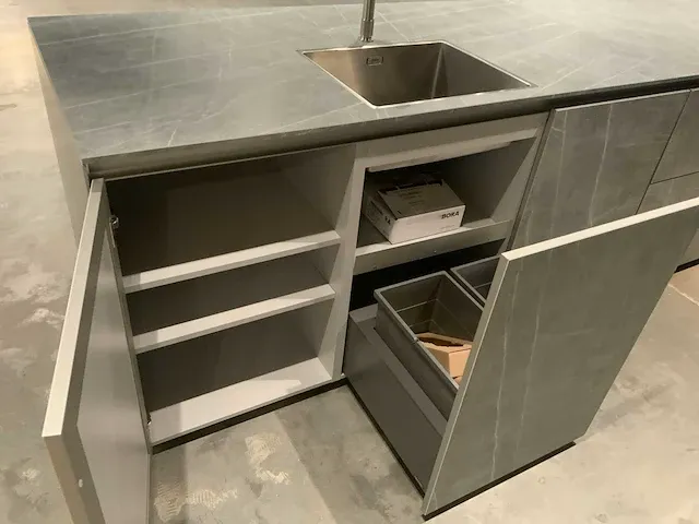 Next / miele / bora / atag rechte aanbouwkeuken met eiland - afbeelding 38 van  55