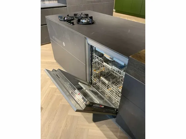 Next / miele / gutmann kookeiland met recht aanrechtblok - afbeelding 18 van  66