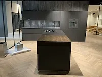 Next / miele / gutmann kookeiland met recht aanrechtblok - afbeelding 12 van  66