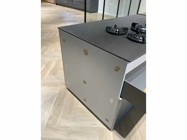 Next / miele / gutmann kookeiland met recht aanrechtblok - afbeelding 25 van  66