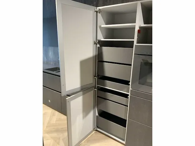 Next / miele / gutmann kookeiland met recht aanrechtblok - afbeelding 42 van  66