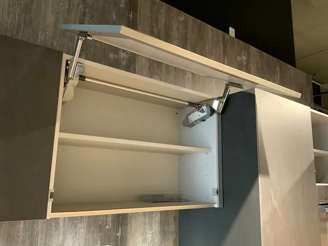 Next / miele / gutmann kookeiland met recht aanrechtblok - afbeelding 54 van  66