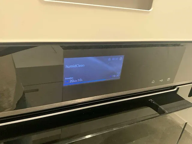 Next / siemens l-vormige keukenopstelling met apparatuurwand - afbeelding 6 van  64