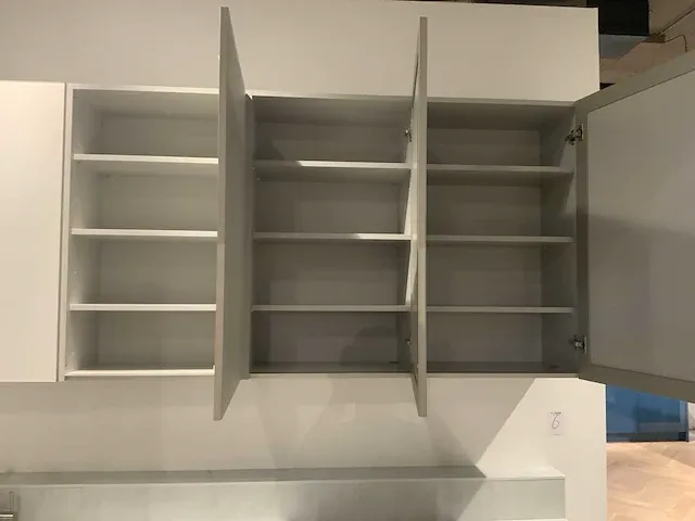 Next / siemens l-vormige keukenopstelling met apparatuurwand - afbeelding 44 van  64