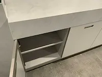 Next / siemens l-vormige keukenopstelling met apparatuurwand - afbeelding 50 van  64