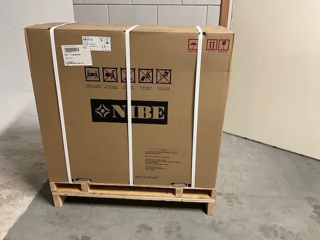 Nibe - ams 10-12 - warmtepomp - afbeelding 1 van  4