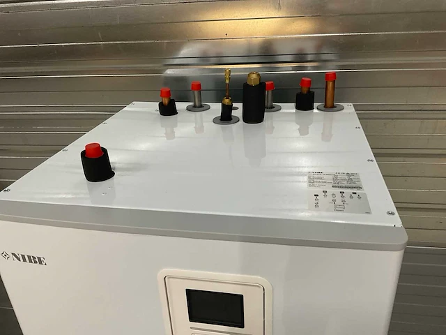 Nibe ba-svm 10-200/12 warmtepomp binnenunit - afbeelding 7 van  18