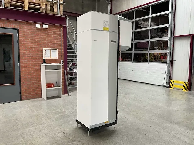 Nibe f370 - rvs eminent 55 warmtepomp + boiler - afbeelding 2 van  9
