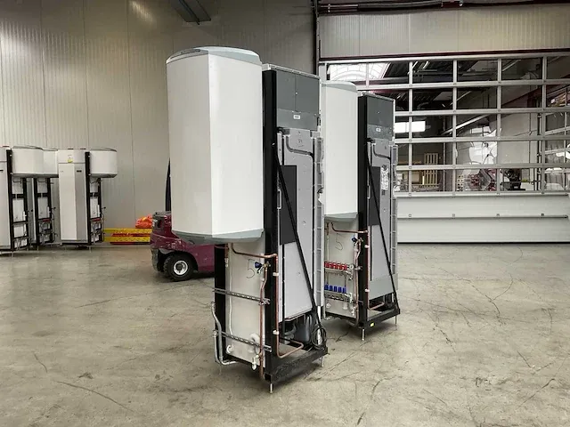Nibe f370 + rvs eminent 120 warmtepomp + boiler (2x) - afbeelding 3 van  10