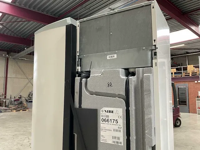 Nibe f370 + rvs eminent 120 warmtepomp + boiler - afbeelding 3 van  9