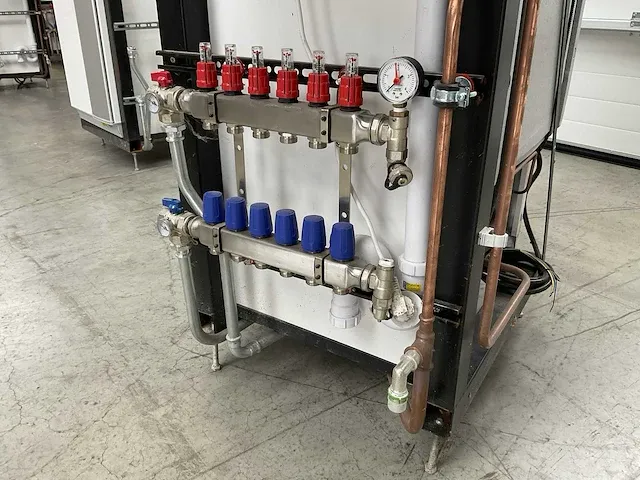 Nibe f370 + rvs eminent 120 warmtepomp + boiler - afbeelding 6 van  9
