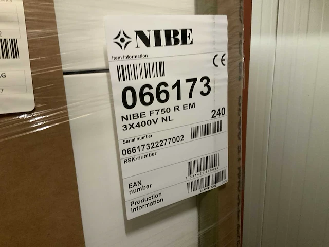 Nibe f750 r em (3x400v) warmtepomp (lucht/water) - afbeelding 7 van  7