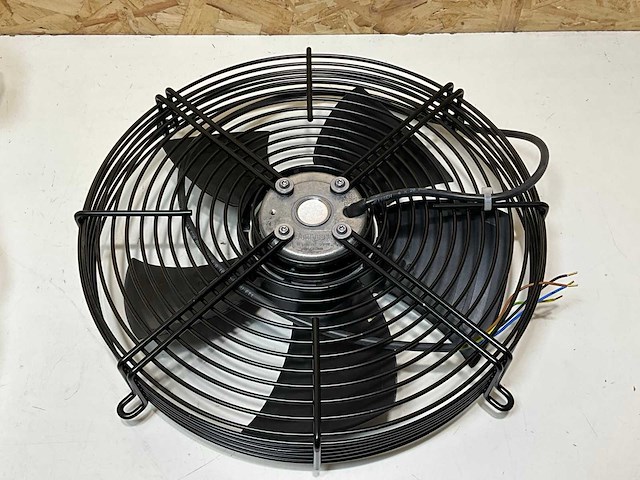 Nidec 1451083 fanset s4d300 400v/3p/50hz voor 9232gs/9238gs (3x) - afbeelding 1 van  6