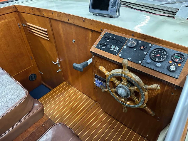 Nidelv 24 spitsgatter motorboat - afbeelding 20 van  23