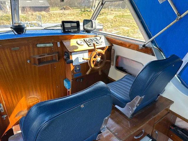 Nidelv 24 spitsgatter motorjacht - afbeelding 3 van  26