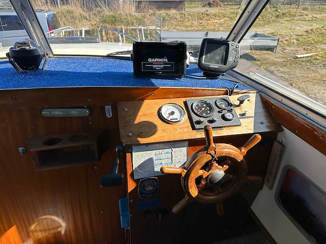 Nidelv 24 spitsgatter motorjacht - afbeelding 26 van  26
